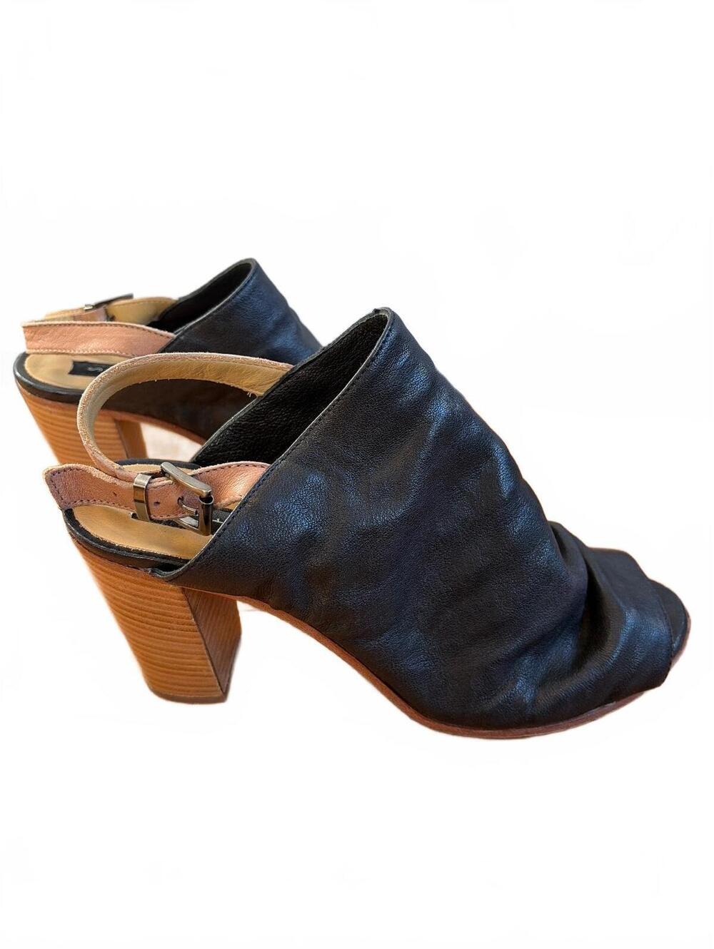 Steven by Steve Madden Black Tan Leather Sandals 8.5 39 Peep Toe Block Heel Edgy